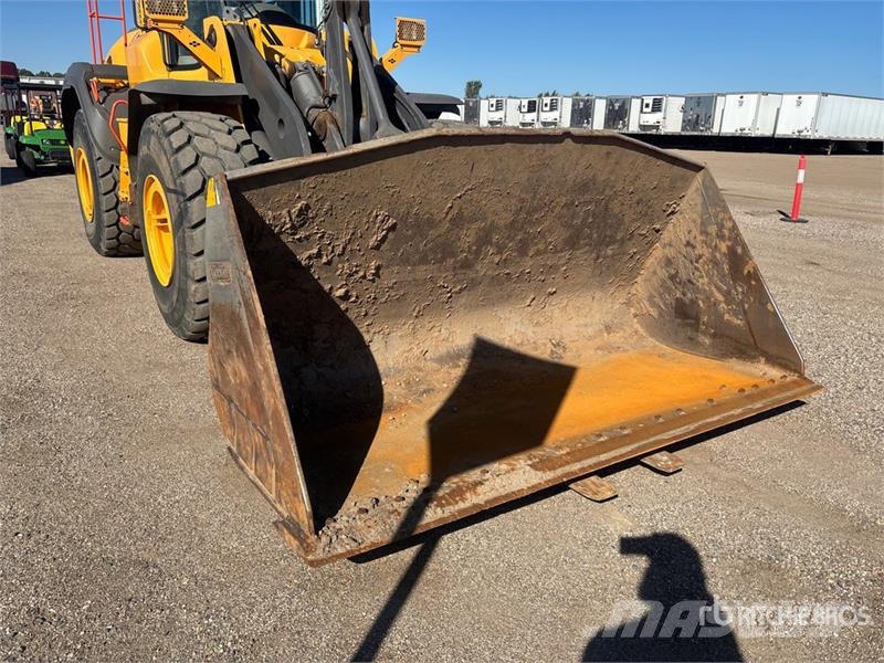 Volvo L120H Wheel Loader ホイールローダー・タイヤショベル
