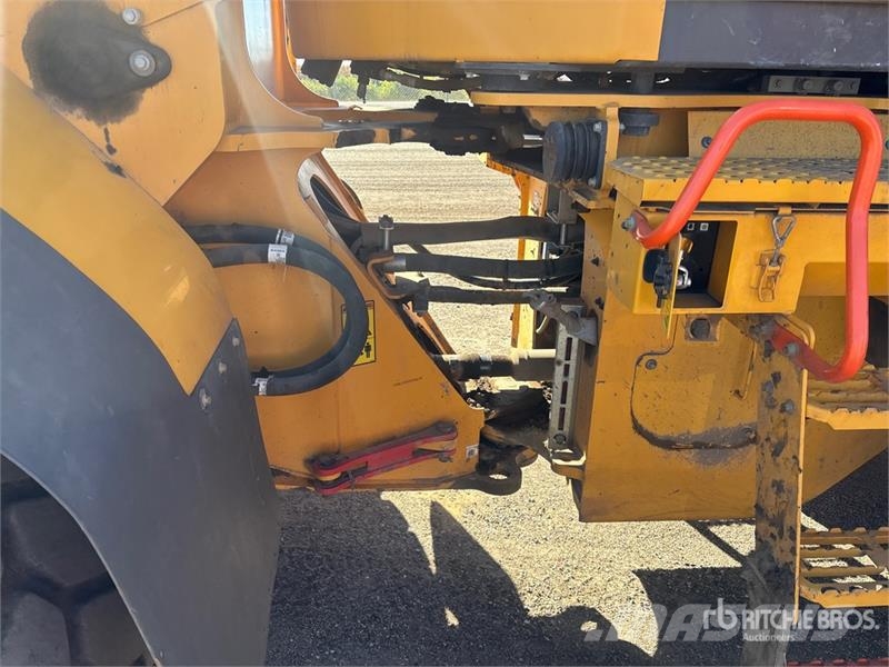 Volvo L120H Wheel Loader ホイールローダー・タイヤショベル