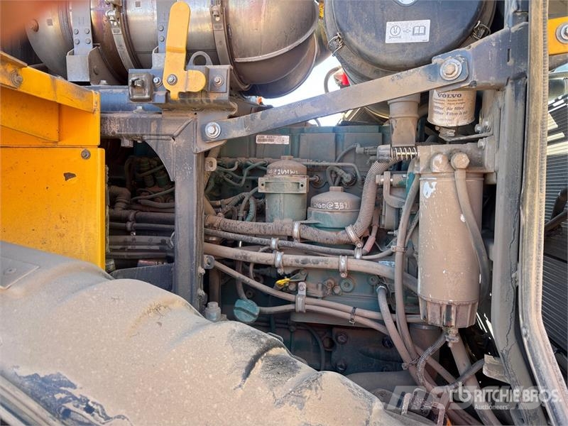 Volvo L120H Wheel Loader ホイールローダー・タイヤショベル