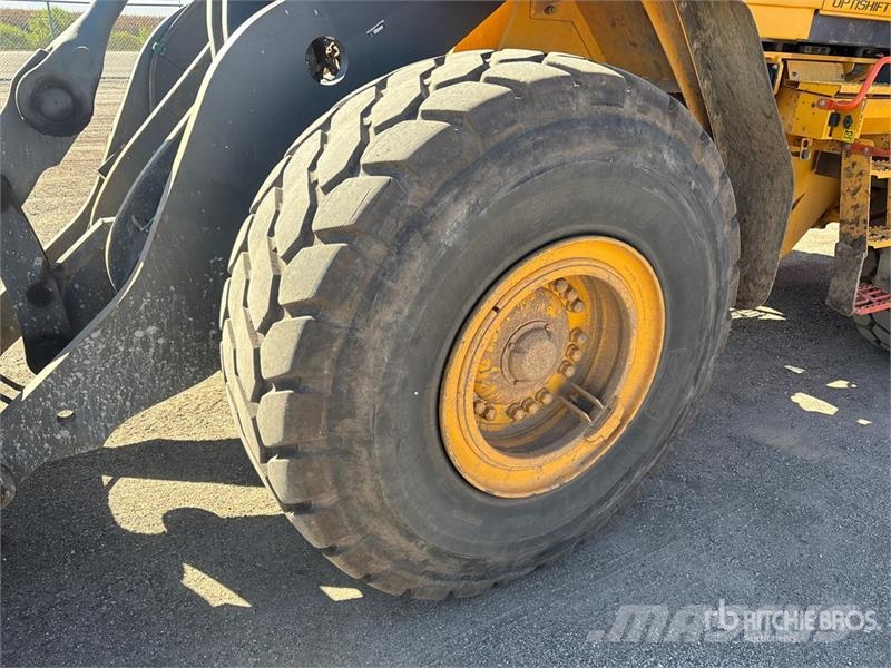 Volvo L120H Wheel Loader ホイールローダー・タイヤショベル