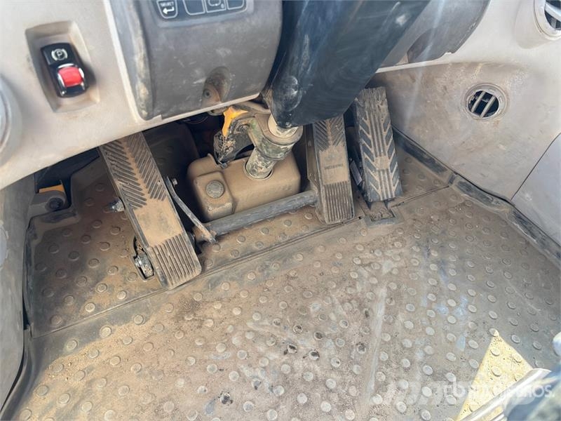 Volvo L120H Wheel Loader ホイールローダー・タイヤショベル