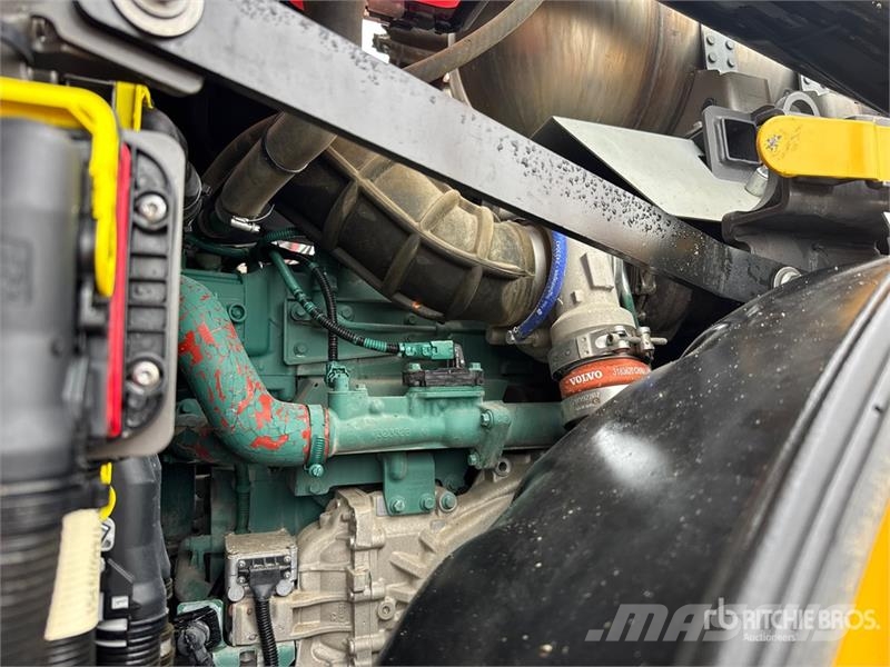 Volvo L120H Wheel Loader Kolesové nakladače