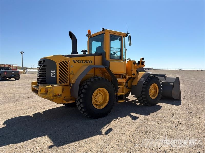 Volvo L70E Naudoti ratiniai krautuvai
