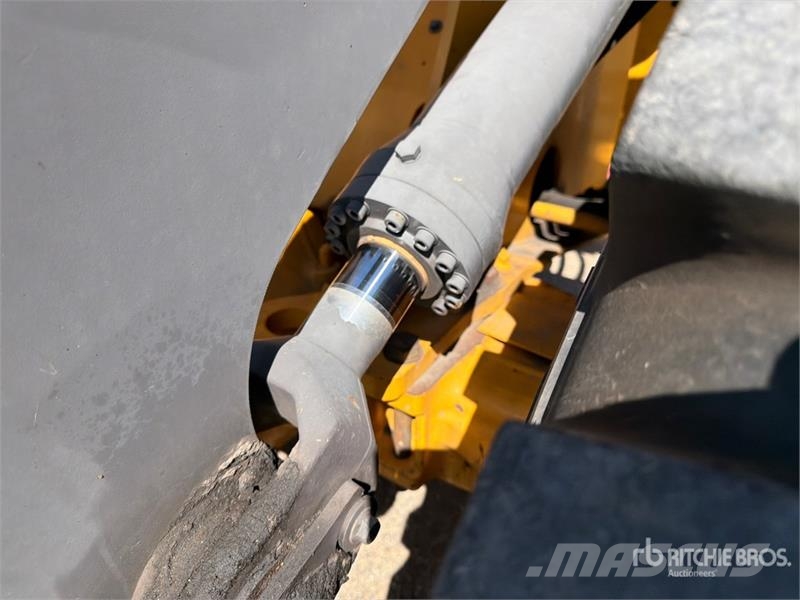 Volvo L70E Naudoti ratiniai krautuvai