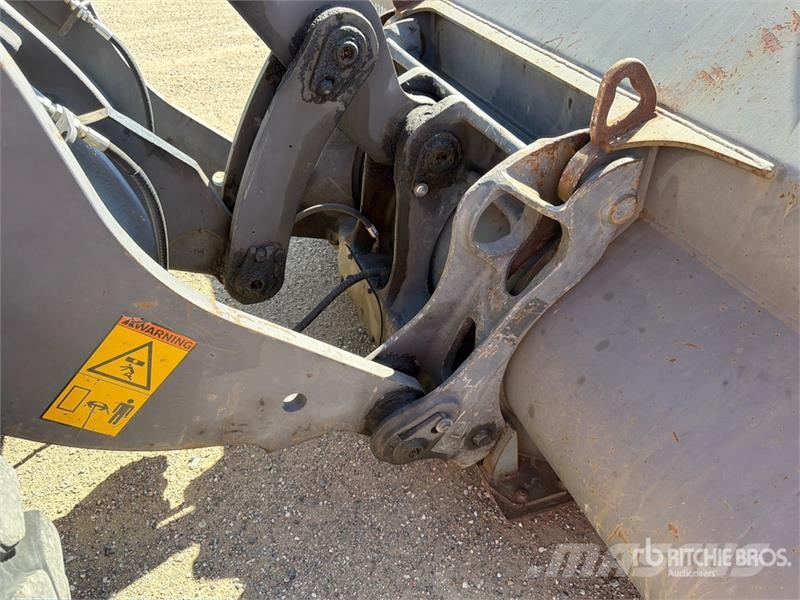 Volvo L70E Naudoti ratiniai krautuvai
