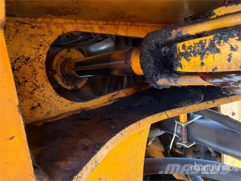 Volvo L70E Naudoti ratiniai krautuvai