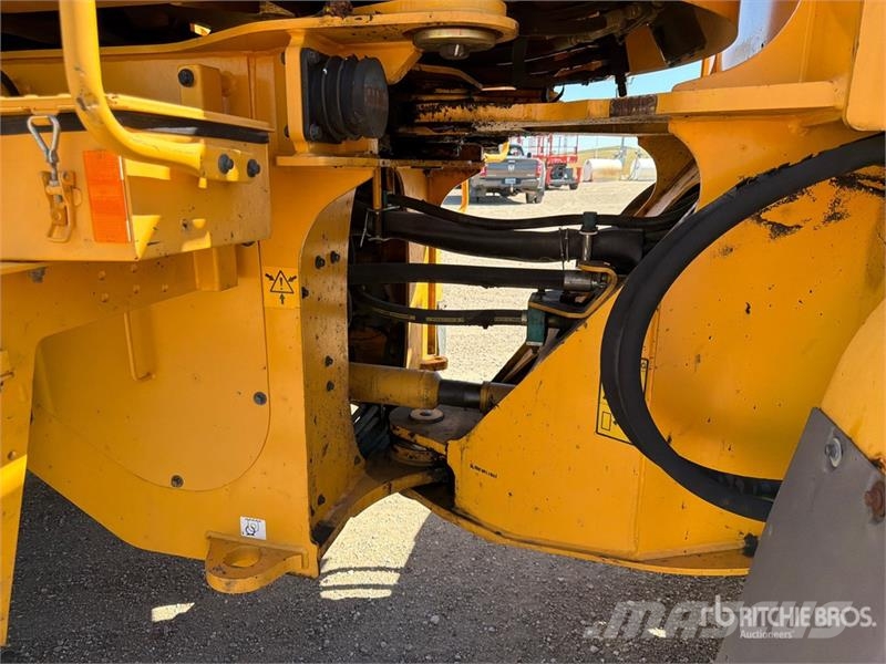Volvo L70E Naudoti ratiniai krautuvai