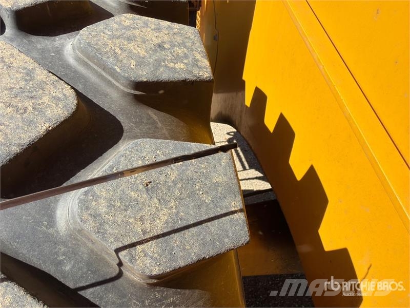 Volvo L70E Naudoti ratiniai krautuvai
