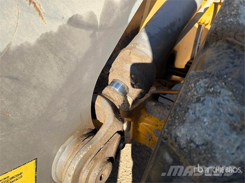 Volvo L90F Wheel Loader Wheel loaders