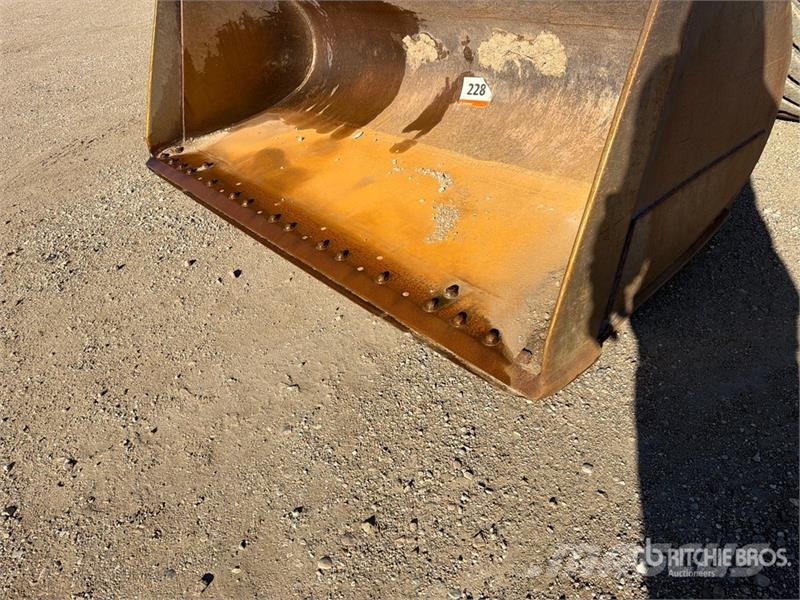 Volvo L90F Wheel Loader Wheel loaders