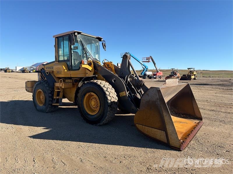 Volvo L90F Wheel Loader Wheel loaders