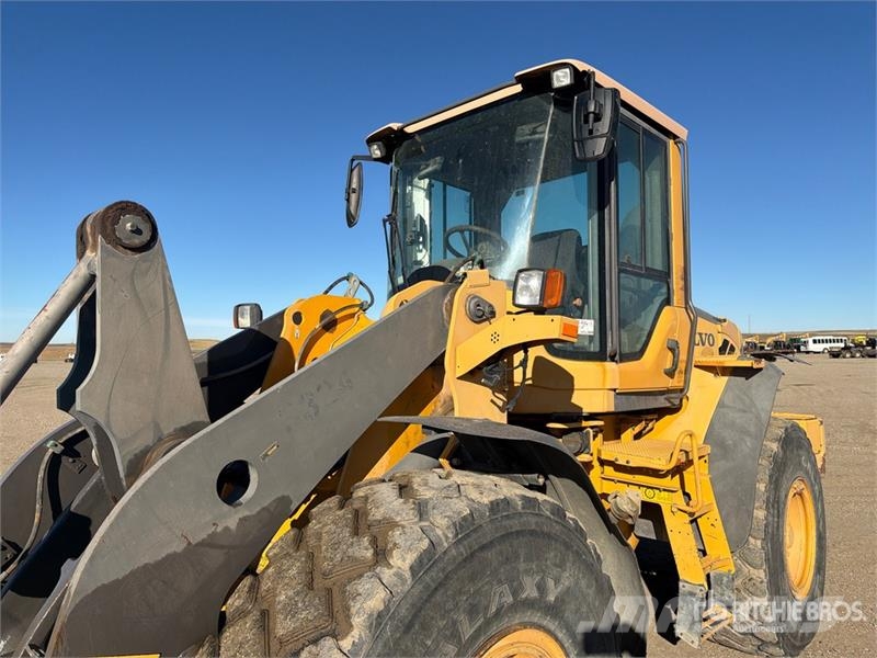 Volvo L90F Wheel Loader Wheel loaders