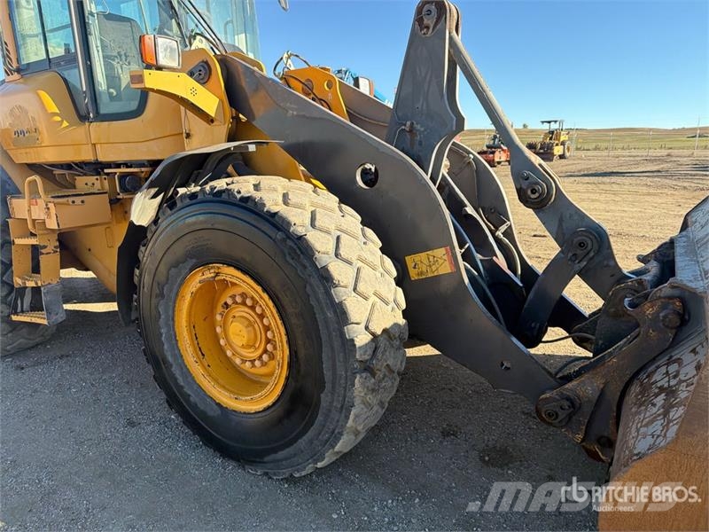 Volvo L90F Wheel Loader Wheel loaders