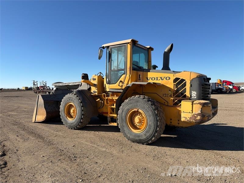 Volvo L90F Wheel Loader Wheel loaders