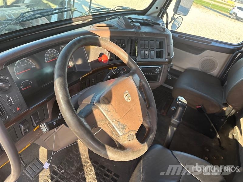 Volvo VAH مركبات النقل
