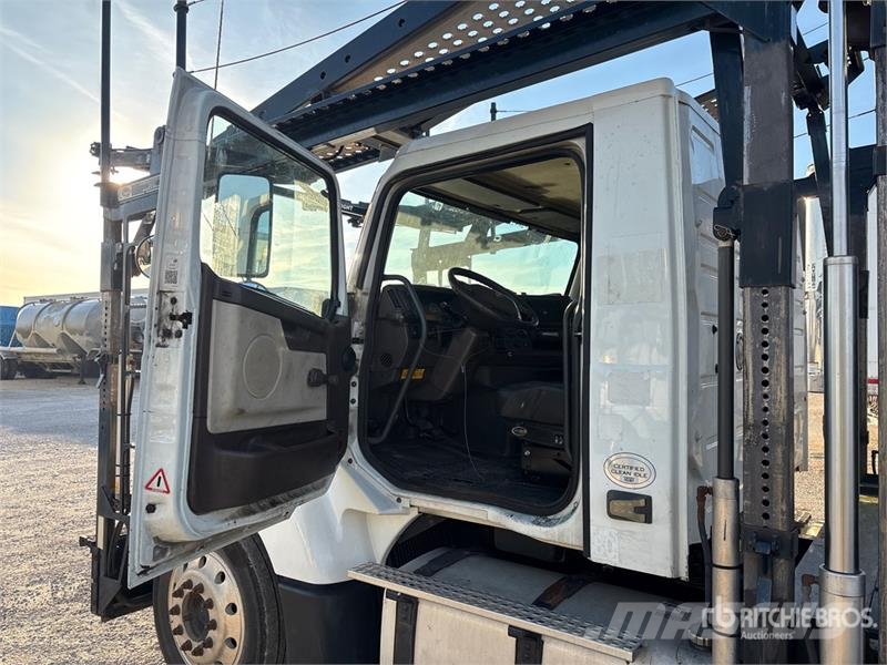 Volvo VAH Pojazdy do transportu samochodów