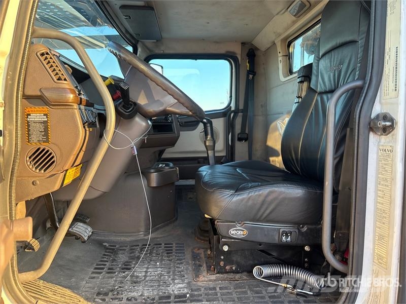 Volvo VAH Νταλίκες μεταφοράς οχημάτων
