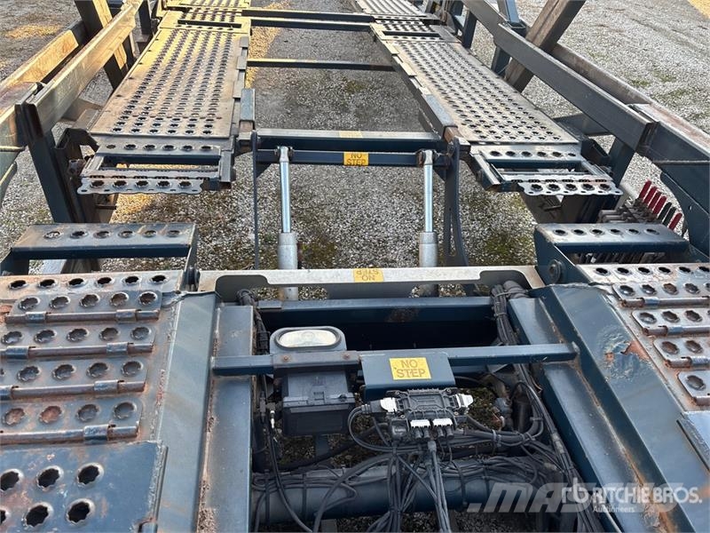 Volvo VAH Pojazdy do transportu samochodów