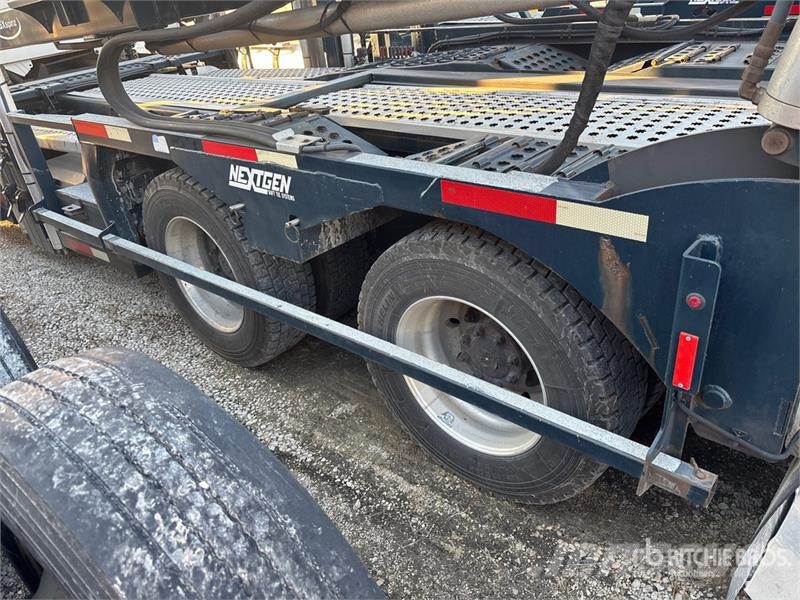Volvo VAH مركبات النقل