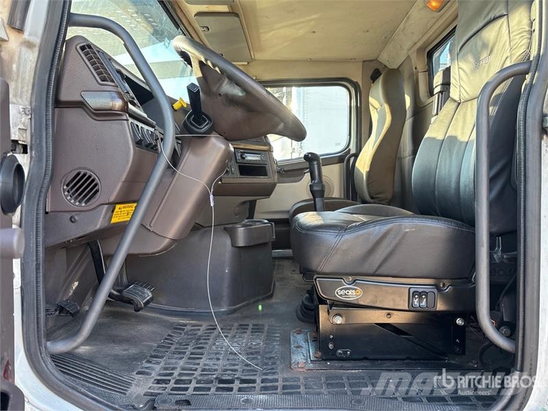 Volvo VAH Pojazdy do transportu samochodów