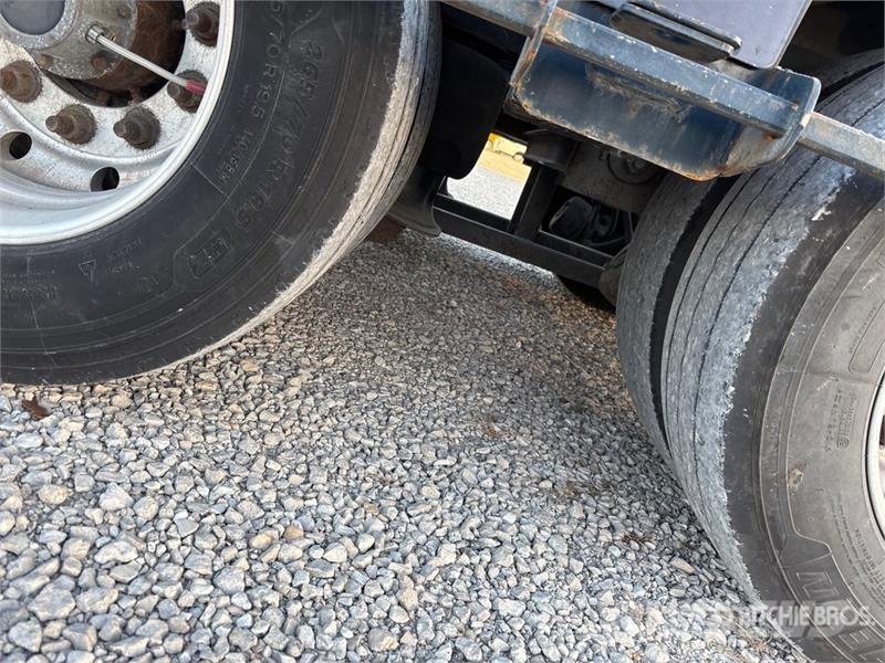 Volvo VAH Νταλίκες μεταφοράς οχημάτων