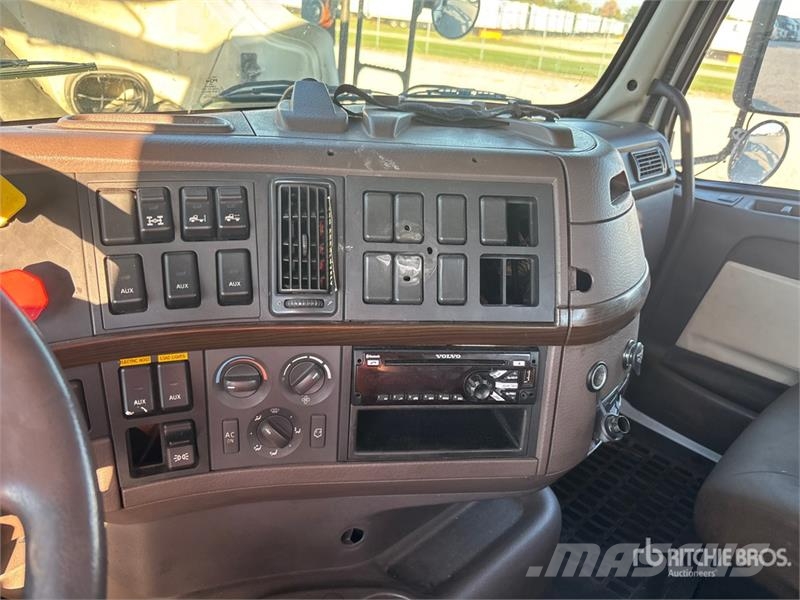 Volvo VAH مركبات النقل