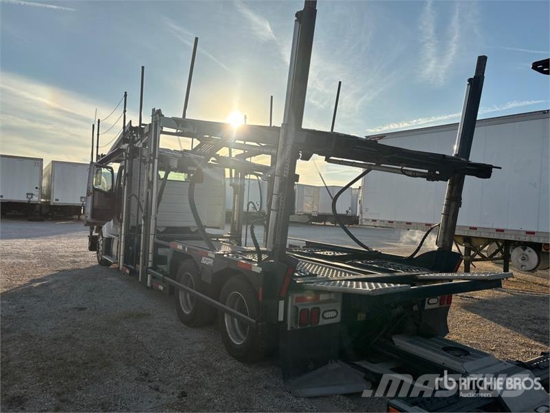 Volvo VAH Pojazdy do transportu samochodów
