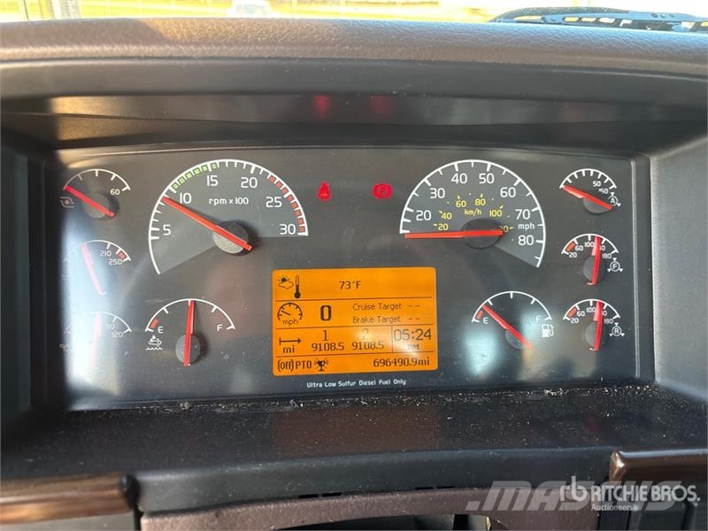 Volvo VAH Νταλίκες μεταφοράς οχημάτων