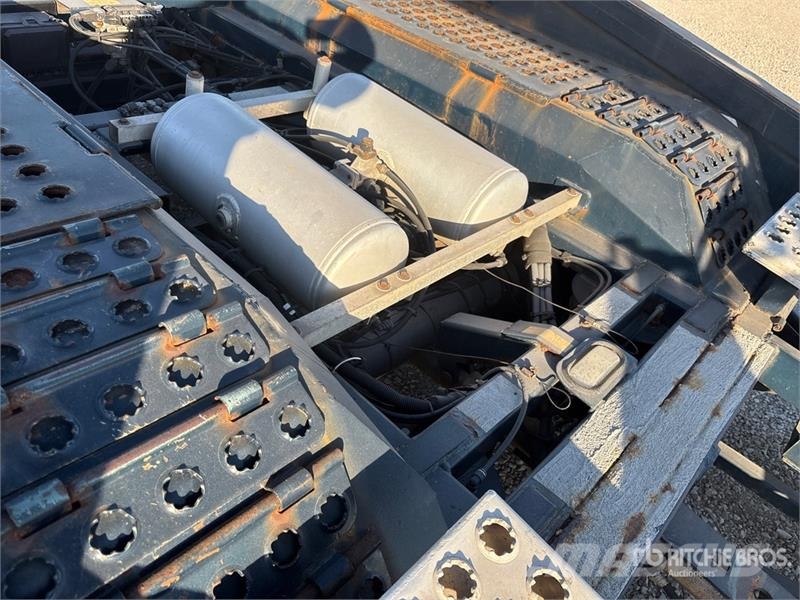 Volvo VAH مركبات النقل