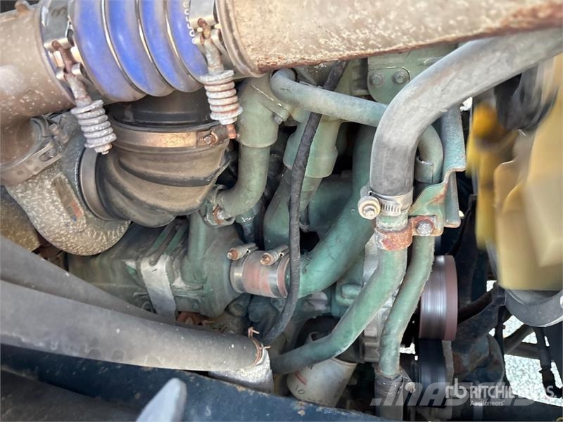 Volvo VAH Νταλίκες μεταφοράς οχημάτων