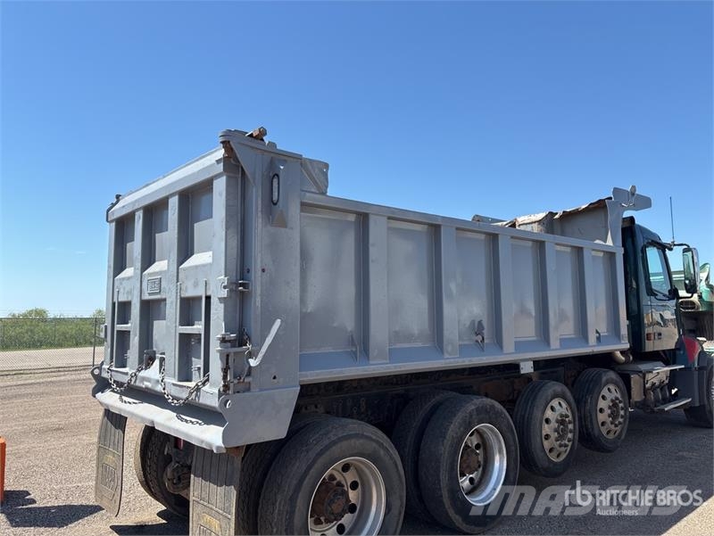 Volvo VHD Kipper