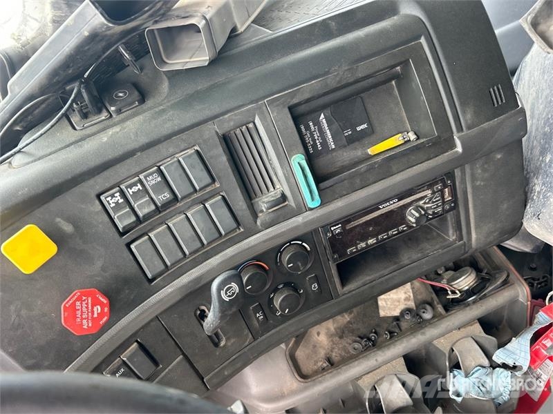 Volvo VHD Caminhões basculantes