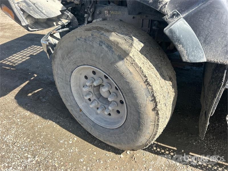 Volvo VHD Camiones bañeras basculantes o volquetes