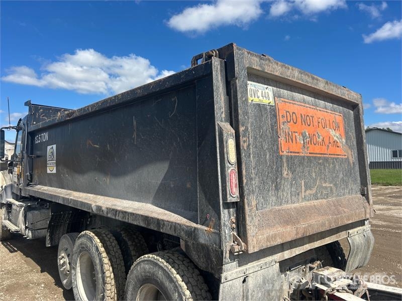 Volvo VHD Camiones bañeras basculantes o volquetes