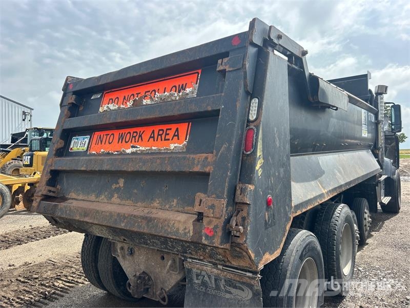 Volvo VHD Caminhões basculantes