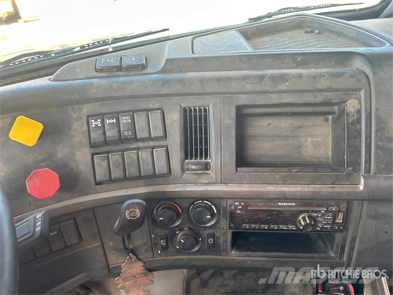Volvo VHD Camiones bañeras basculantes o volquetes