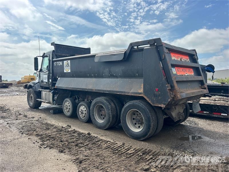Volvo VHD Caminhões basculantes