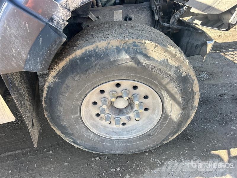 Volvo VHD Camiones bañeras basculantes o volquetes