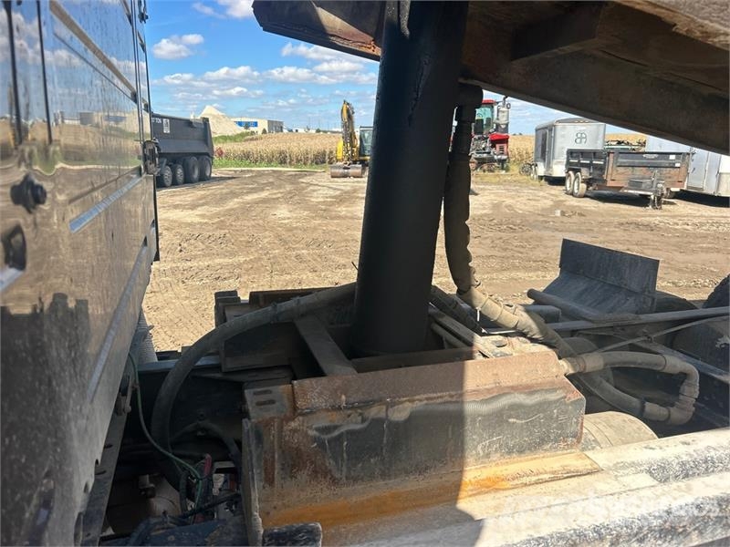 Volvo VHD Camiones bañeras basculantes o volquetes