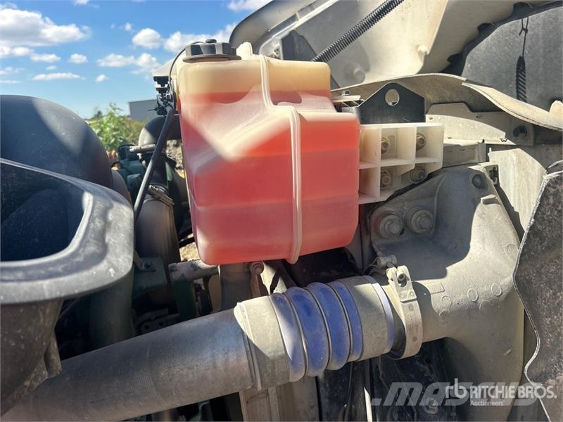Volvo VHD Camiones bañeras basculantes o volquetes