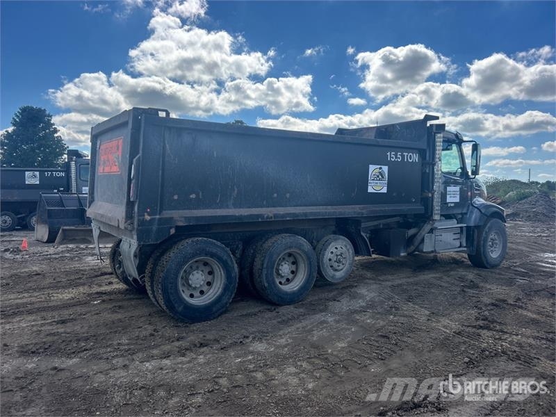Volvo VHD Camiones bañeras basculantes o volquetes