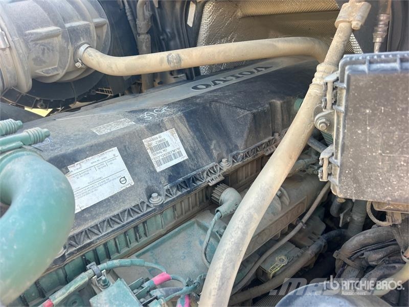 Volvo VHD Camiones bañeras basculantes o volquetes