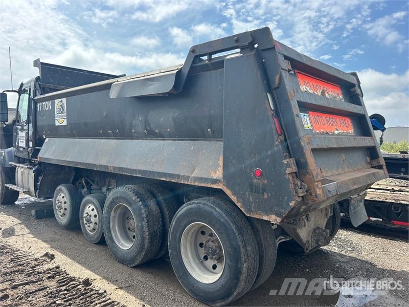 Volvo VHD Caminhões basculantes