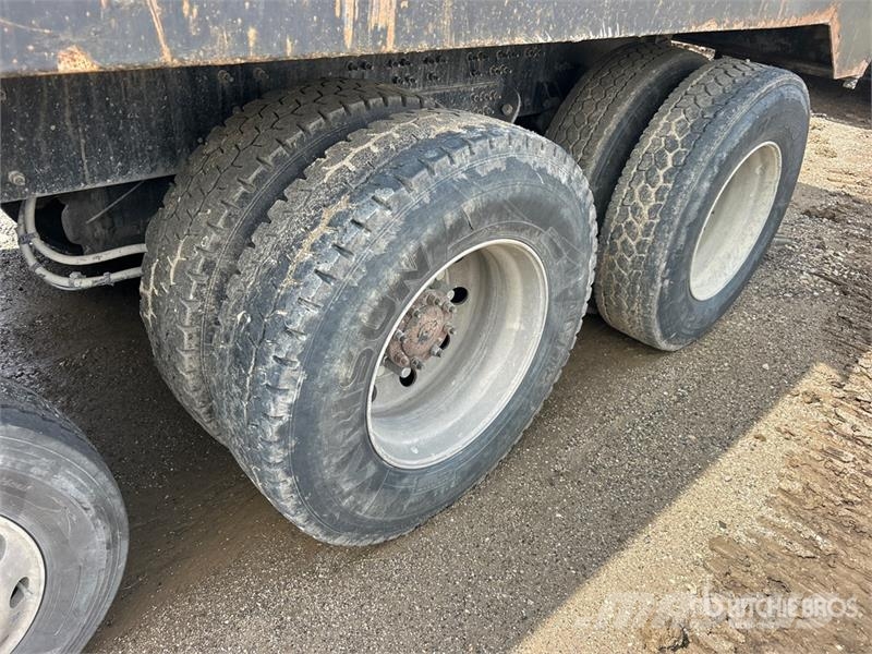 Volvo VHD Caminhões basculantes