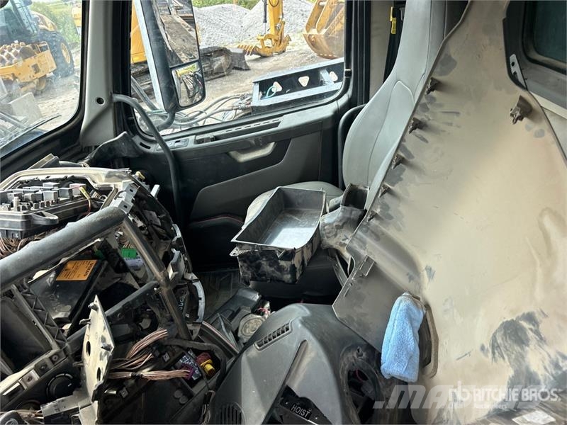 Volvo VHD Caminhões basculantes