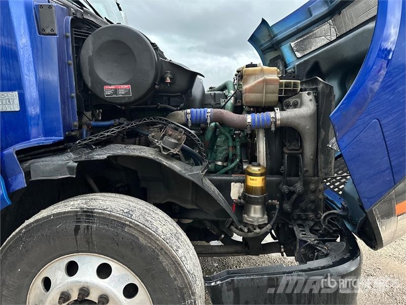 Volvo VNL Naudoti vilkikai