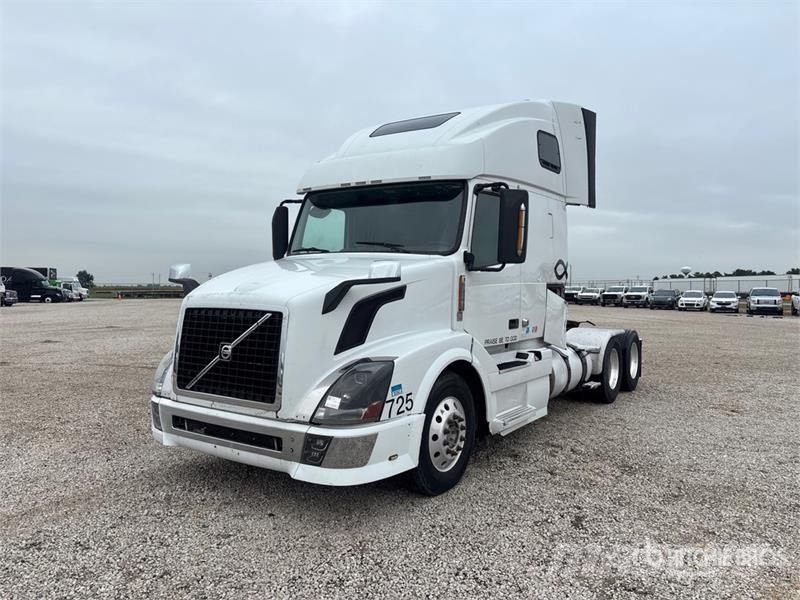Volvo VNL Τράκτορες