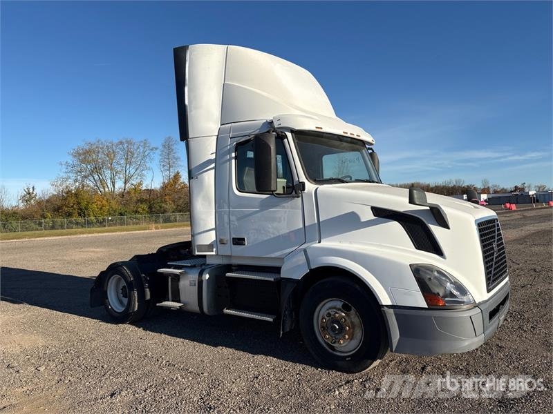 Volvo VNL Cabezas tractoras