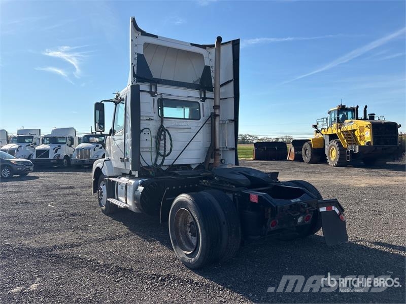 Volvo VNL Tractores (camiões)