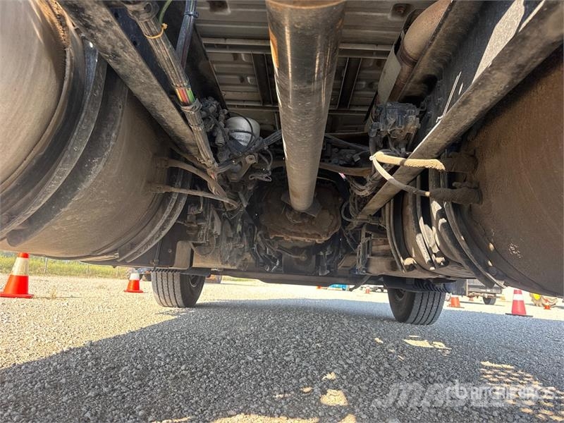 Volvo VNL Tegljači